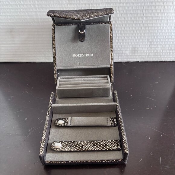 Nordstrom Jewelry Travel Case Black Sparkle, Compact Glamorous Jewelry Storage - Picture 2 of 14